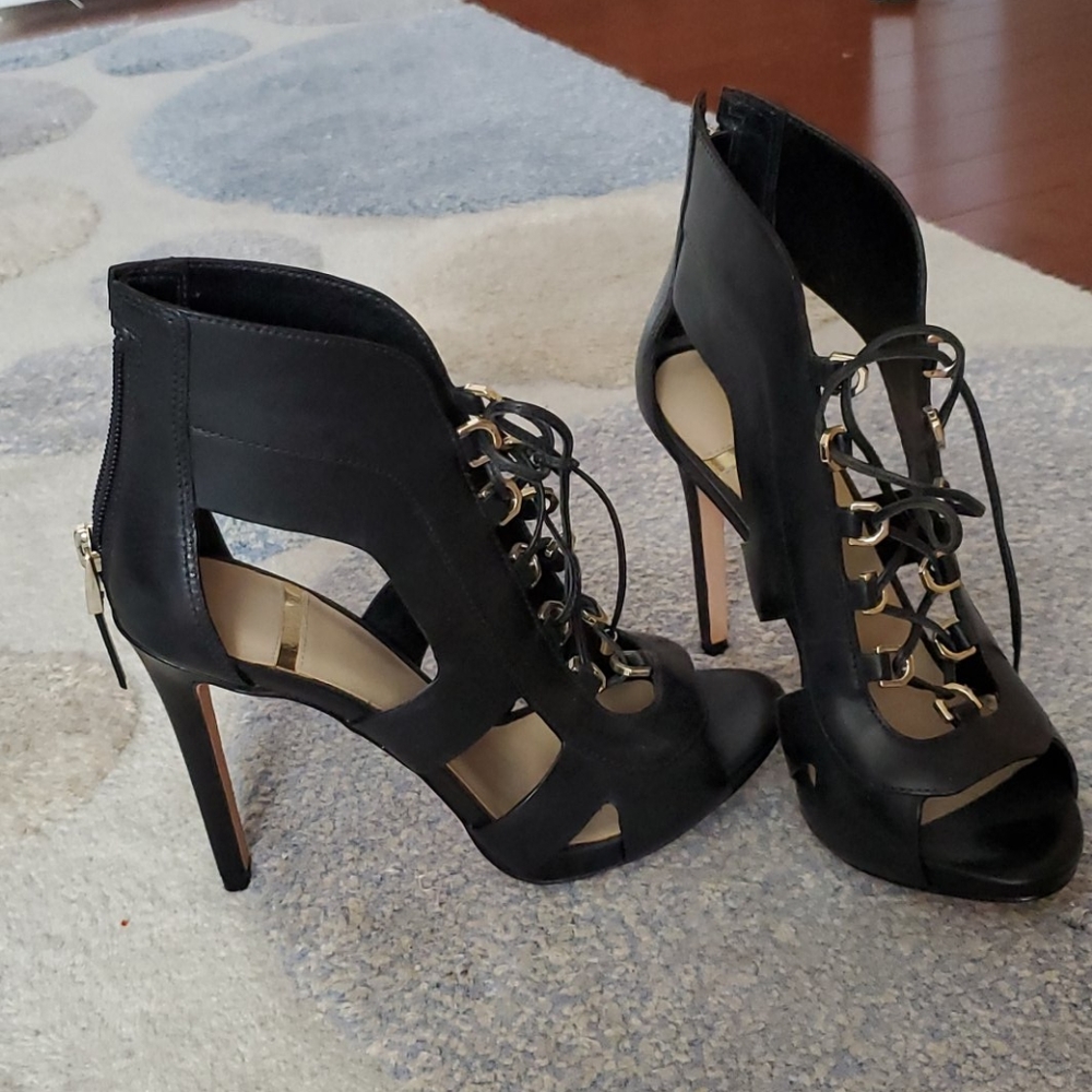 Shoes - Picture 2 of 3